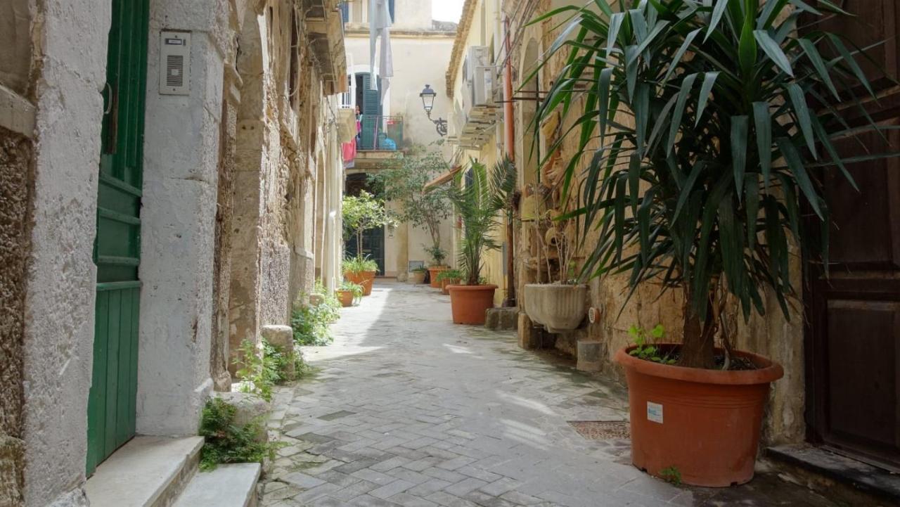 Vila La Casa Al Castello Maniace Syracuse Exteriér fotografie